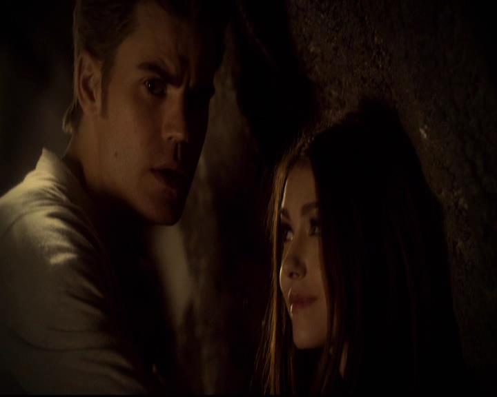 VampireDiariesWorld-dot-org_2x10TheSacrifce1724.jpg
