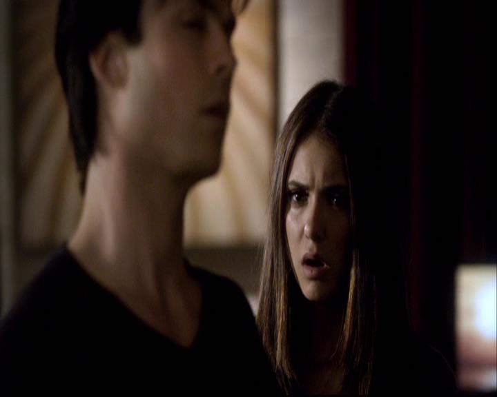 VampireDiariesWorld-dot-org_2x10TheSacrifce1933.jpg