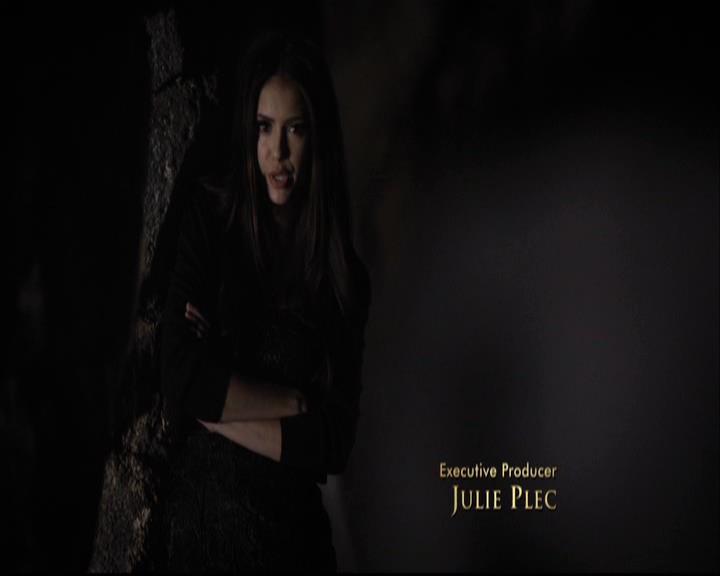 VampireDiariesWorld-dot-org_2x11ByTheLightOfTheMoon0219.jpg