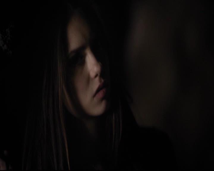 VampireDiariesWorld-dot-org_2x11ByTheLightOfTheMoon0237.jpg