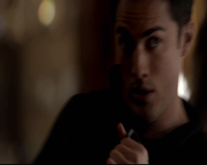 VampireDiariesWorld-dot-org_2x11ByTheLightOfTheMoon0242.jpg