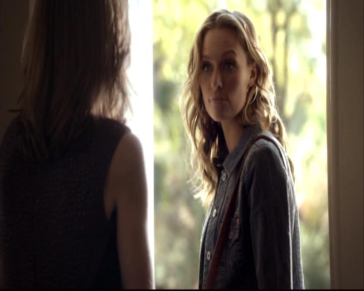 VampireDiariesWorld-dot-org_2x11ByTheLightOfTheMoon0459.jpg