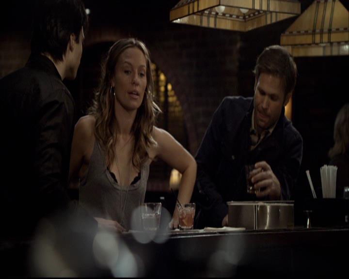 VampireDiariesWorld-dot-org_2x11ByTheLightOfTheMoon1426.jpg