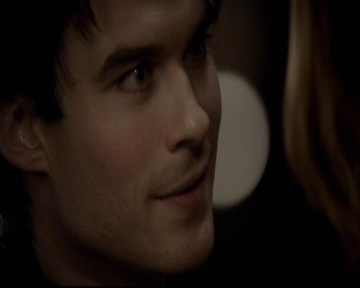 VampireDiariesWorld-dot-org_2x11ByTheLightOfTheMoon1429.jpg