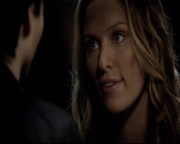 VampireDiariesWorld-dot-org_2x11ByTheLightOfTheMoon1442.jpg