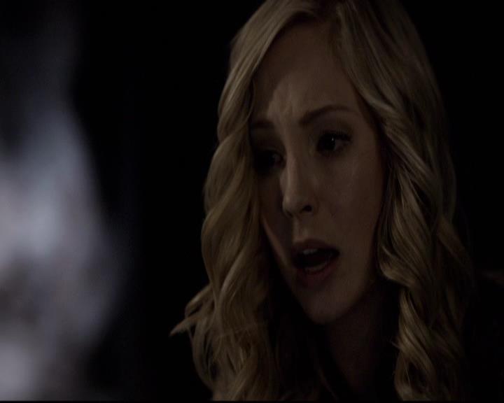 VampireDiariesWorld-dot-org_2x11ByTheLightOfTheMoon1453.jpg