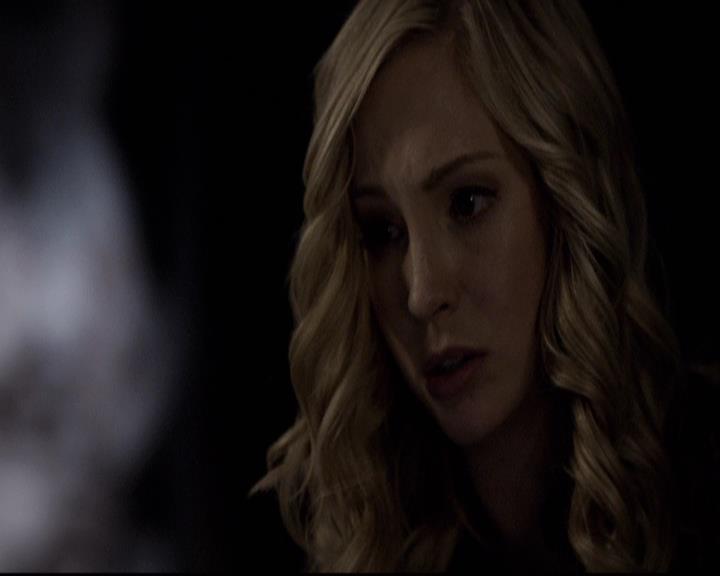 VampireDiariesWorld-dot-org_2x11ByTheLightOfTheMoon1454.jpg