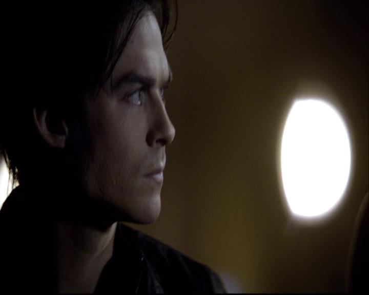 VampireDiariesWorld-dot-org_2x11ByTheLightOfTheMoon1515.jpg