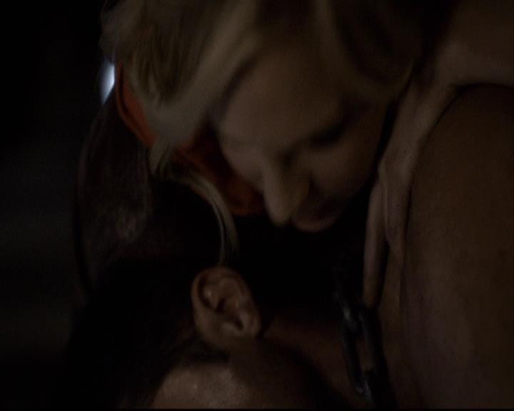 VampireDiariesWorld-dot-org_2x11ByTheLightOfTheMoon1537.jpg