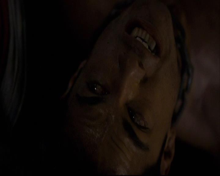 VampireDiariesWorld-dot-org_2x11ByTheLightOfTheMoon1570.jpg