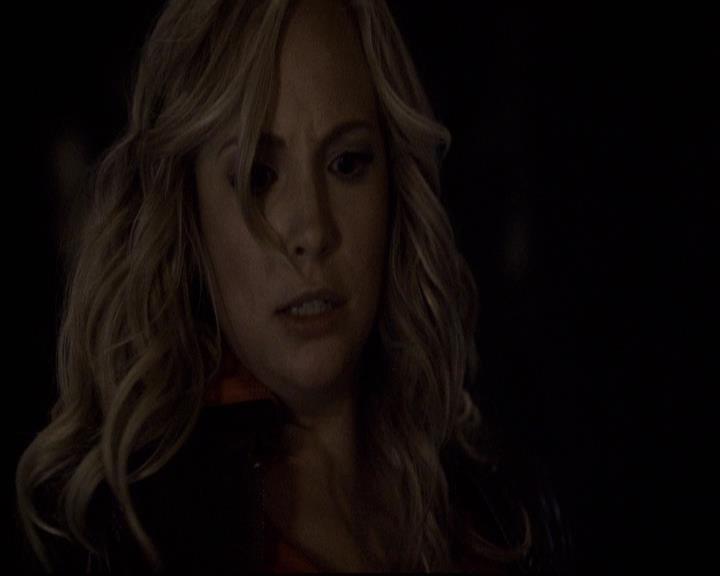 VampireDiariesWorld-dot-org_2x11ByTheLightOfTheMoon1573.jpg