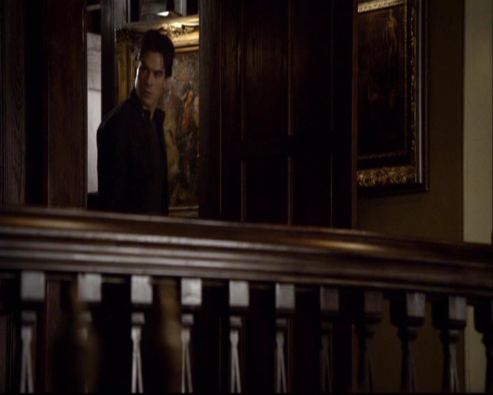 VampireDiariesWorld-dot-org_2x11ByTheLightOfTheMoon1705.jpg