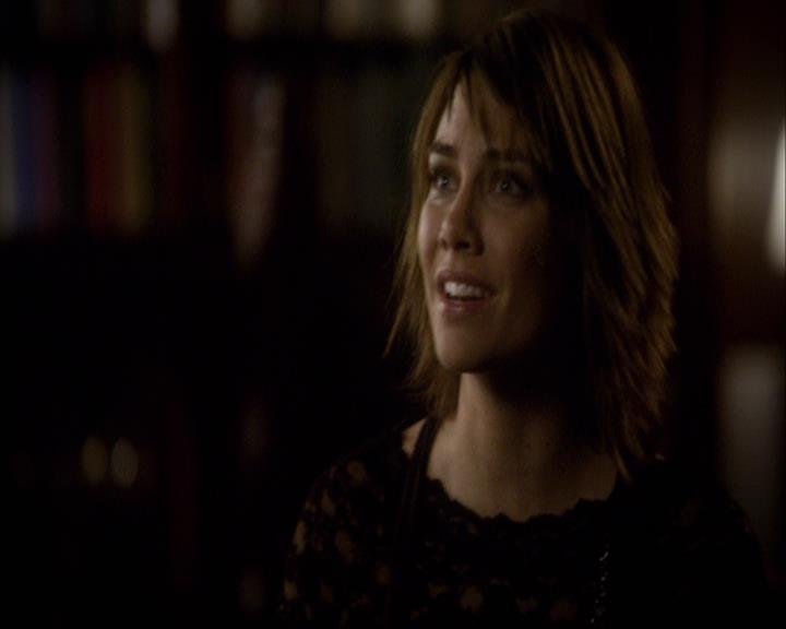 VampireDiariesWorld-dot-org_2x11ByTheLightOfTheMoon1723.jpg