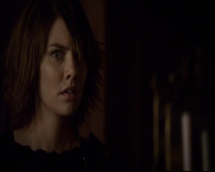 VampireDiariesWorld-dot-org_2x11ByTheLightOfTheMoon1753.jpg