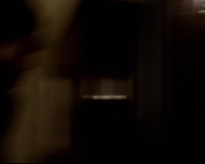 VampireDiariesWorld-dot-org_2x11ByTheLightOfTheMoon1756.jpg