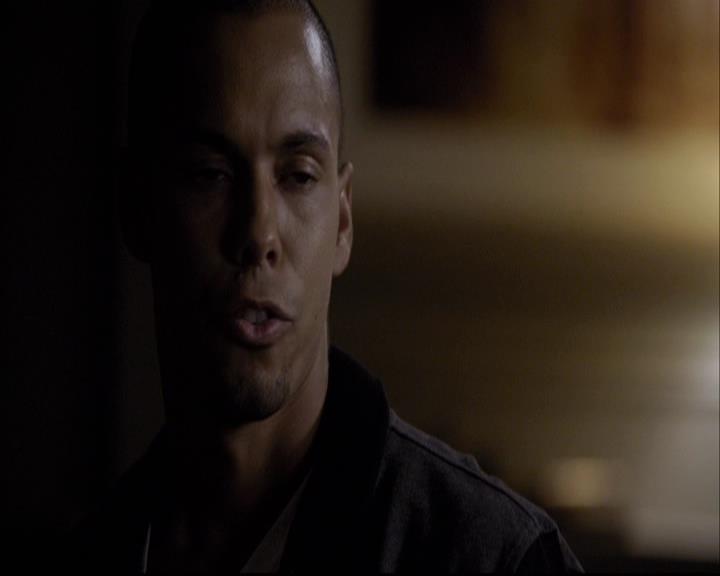 VampireDiariesWorld-dot-org_2x11ByTheLightOfTheMoon1808.jpg