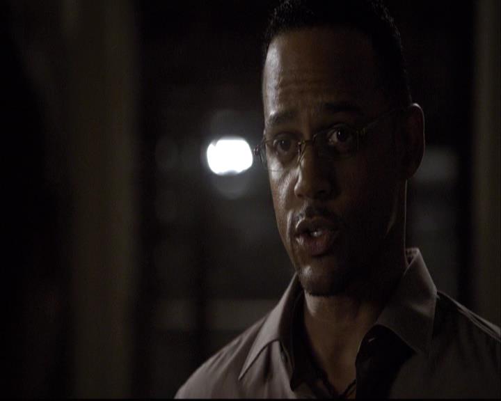 VampireDiariesWorld-dot-org_2x11ByTheLightOfTheMoon1833.jpg