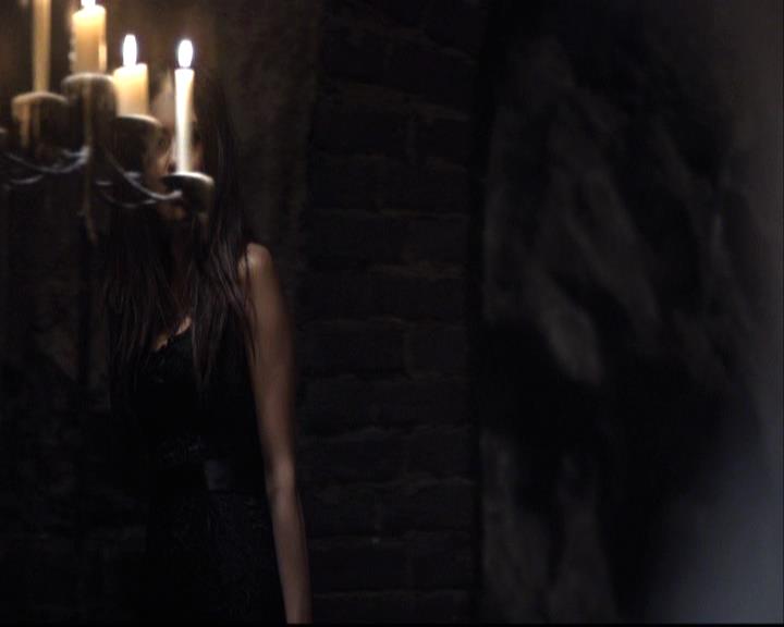 VampireDiariesWorld-dot-org_2x11ByTheLightOfTheMoon1849.jpg