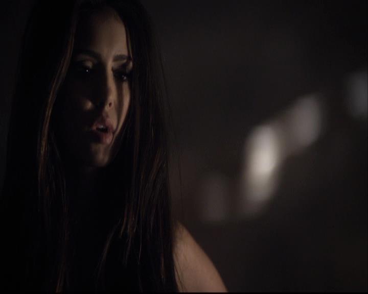 VampireDiariesWorld-dot-org_2x11ByTheLightOfTheMoon1869.jpg