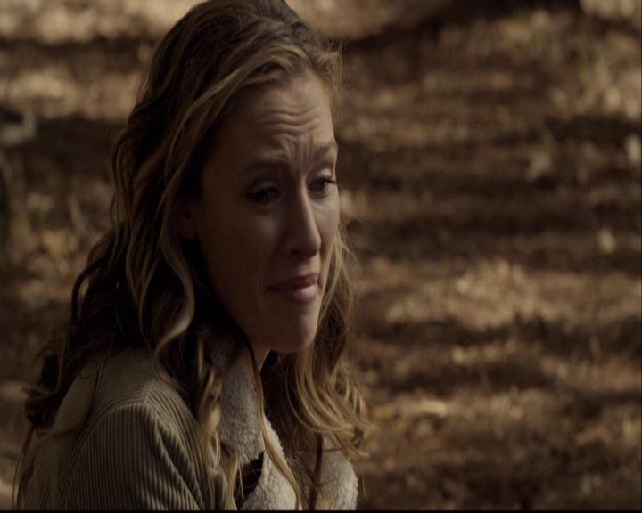 VampireDiariesWorld-dot-org_2x12TheDecent0074.jpg