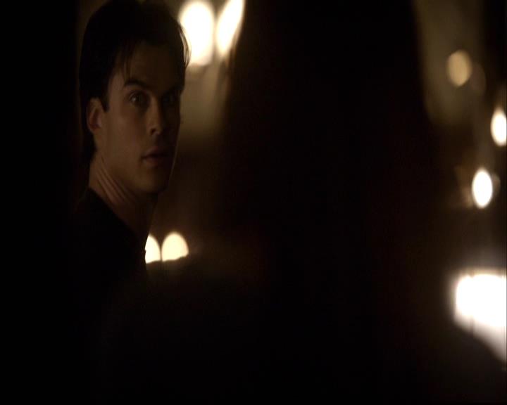 VampireDiariesWorld-dot-org_2x12TheDecent0310.jpg