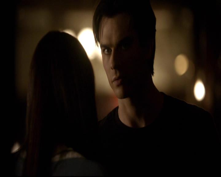 VampireDiariesWorld-dot-org_2x12TheDecent0317.jpg