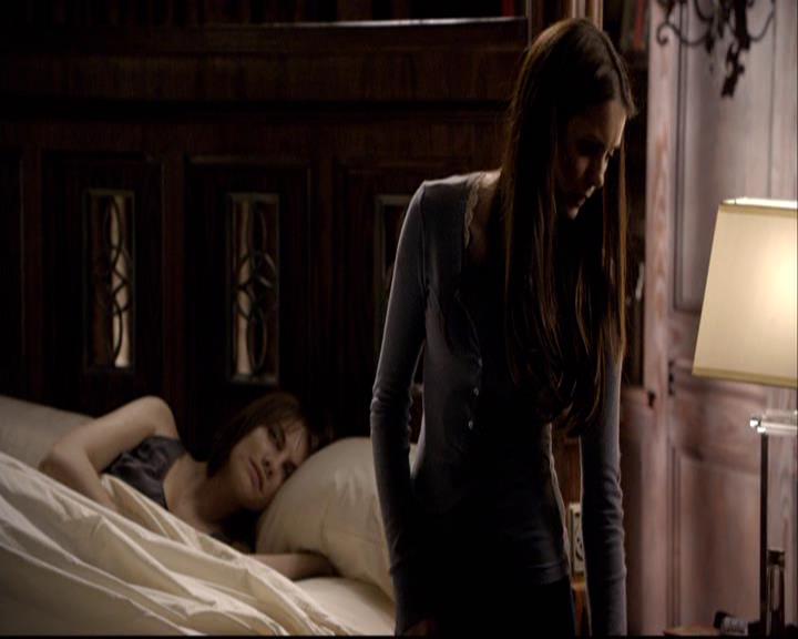 VampireDiariesWorld-dot-org_2x12TheDecent0606.jpg