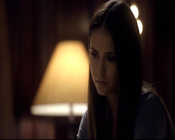 VampireDiariesWorld-dot-org_2x12TheDecent0627.jpg