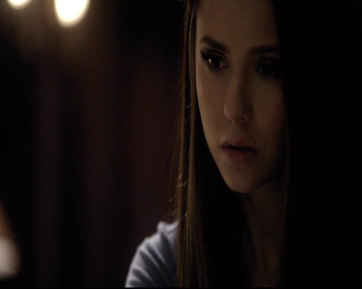 VampireDiariesWorld-dot-org_2x12TheDecent0636.jpg