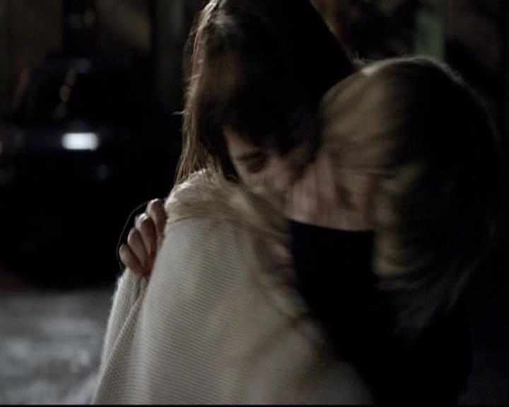 VampireDiariesWorld-dot-org_2x12TheDecent1386.jpg