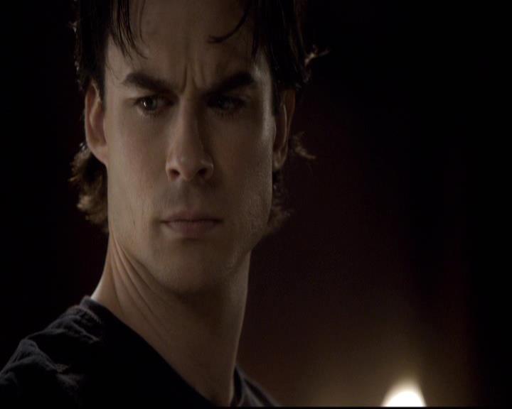 VampireDiariesWorld-dot-org_2x12TheDecent1481.jpg
