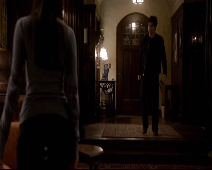 VampireDiariesWorld-dot-org_2x12TheDecent1996.jpg