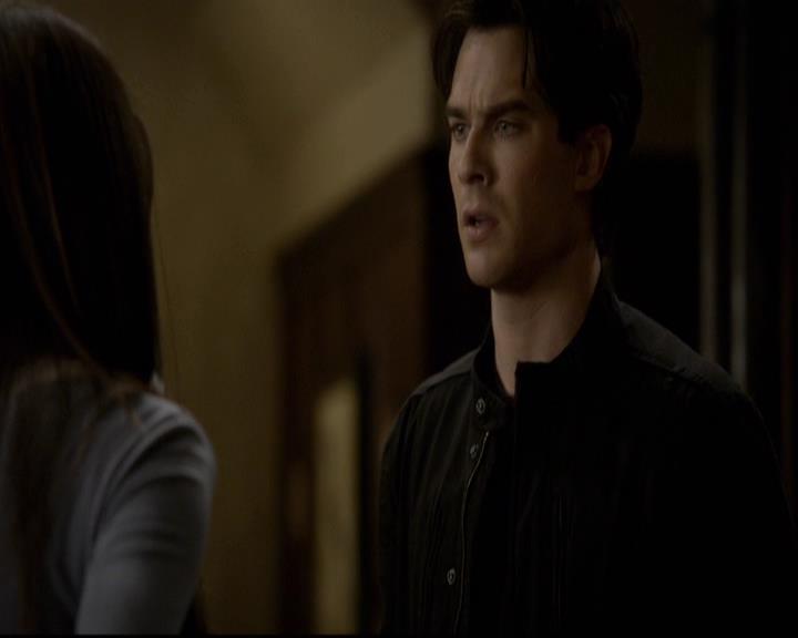 VampireDiariesWorld-dot-org_2x12TheDecent2011.jpg