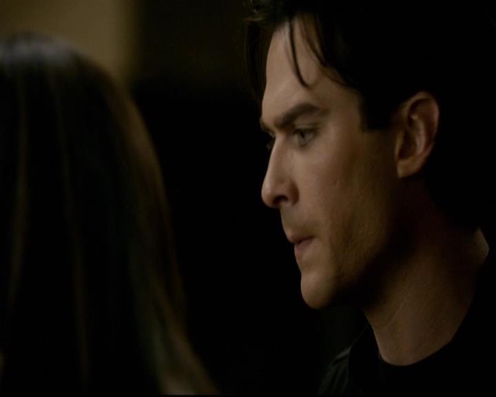 VampireDiariesWorld-dot-org_2x12TheDecent2056.jpg