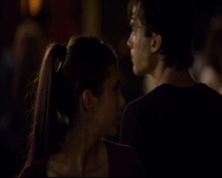 VampireDiariesWorld-dot-org_2x13DaddyIssues1093.jpg