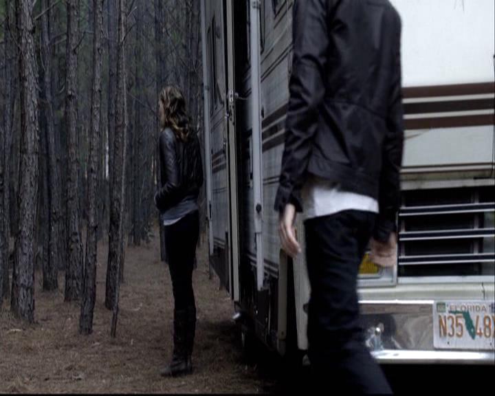 VampireDiariesWorld-dot-org_2x14CryingWolf0255.jpg