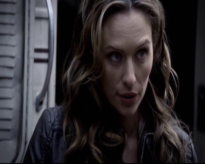 VampireDiariesWorld-dot-org_2x14CryingWolf0306.jpg