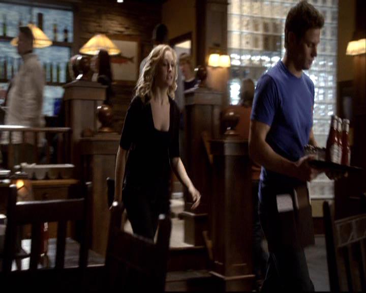 VampireDiariesWorld-dot-org_2x14CryingWolf0350.jpg