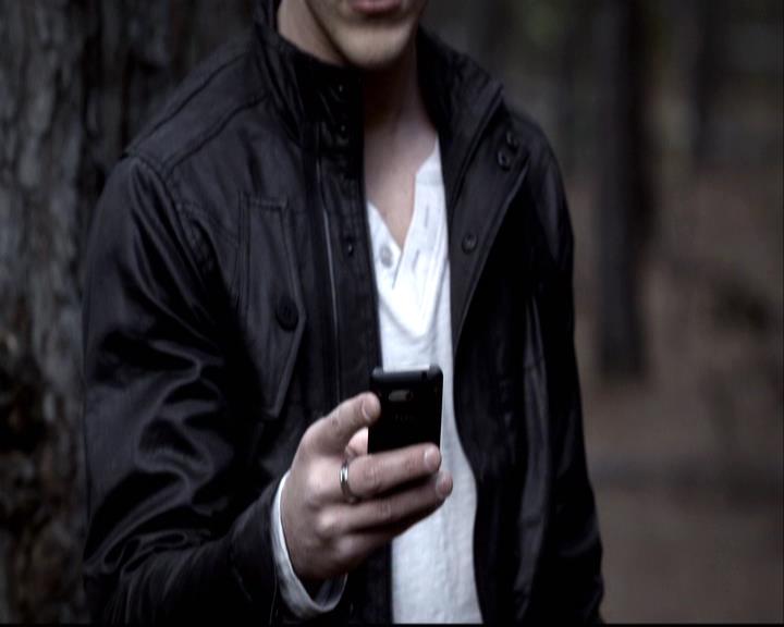 VampireDiariesWorld-dot-org_2x14CryingWolf0461.jpg