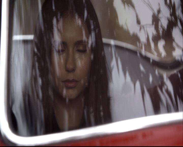 VampireDiariesWorld-dot-org_2x14CryingWolf0505.jpg