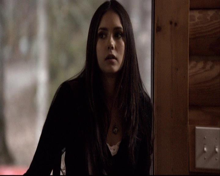 VampireDiariesWorld-dot-org_2x14CryingWolf0521.jpg