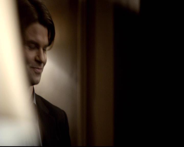 VampireDiariesWorld-dot-org_2x14CryingWolf0803.jpg