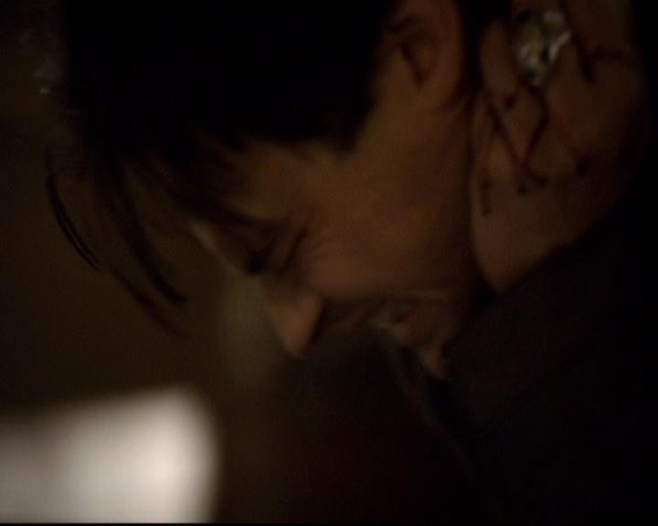 VampireDiariesWorld-dot-org_2x14CryingWolf0832.jpg