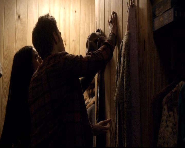 VampireDiariesWorld-dot-org_2x14CryingWolf0956.jpg