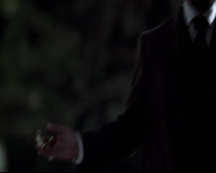 VampireDiariesWorld-dot-org_2x15TheDinnerParty0071.jpg