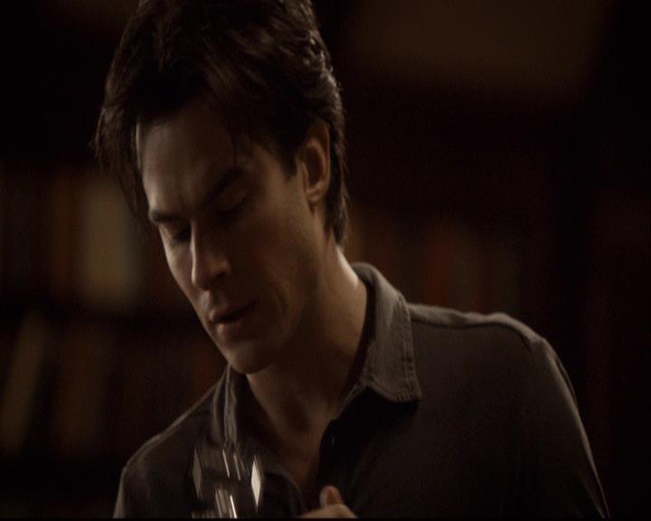VampireDiariesWorld-dot-org_2x15TheDinnerParty0912.jpg