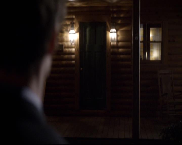 VampireDiariesWorld-dot-org_2x15TheDinnerParty1817.jpg