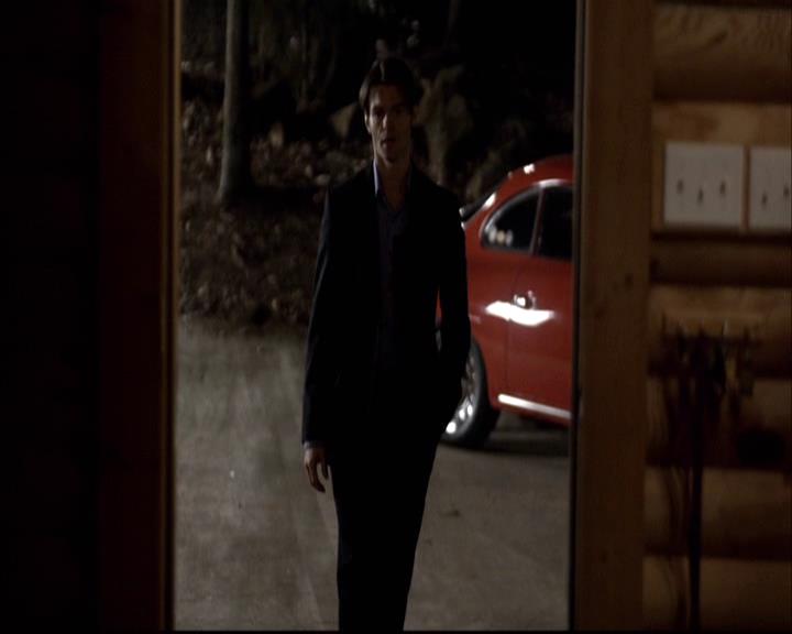 VampireDiariesWorld-dot-org_2x15TheDinnerParty1834.jpg