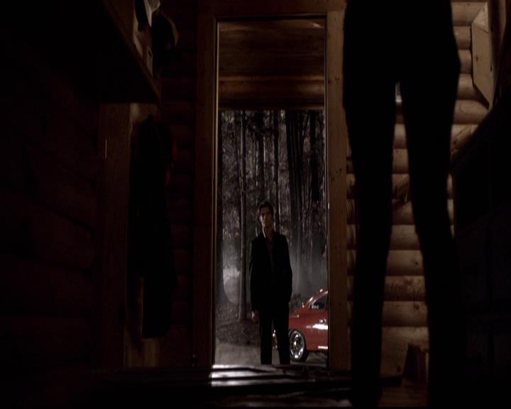 VampireDiariesWorld-dot-org_2x15TheDinnerParty1849.jpg