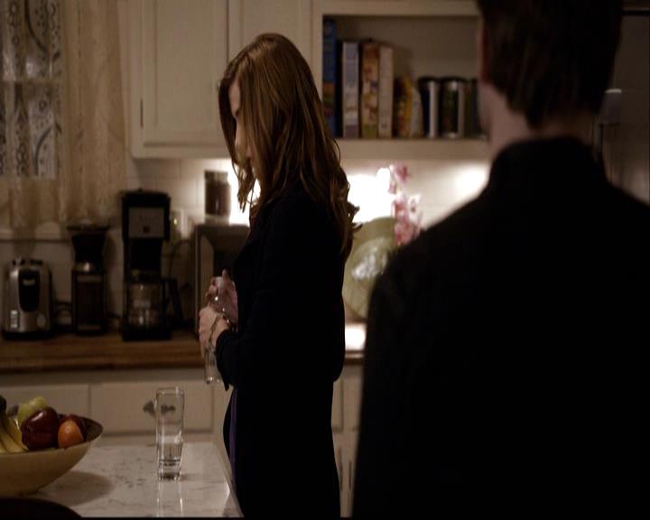 VampireDiariesWorld-dot-org_2x15TheDinnerParty1980.jpg